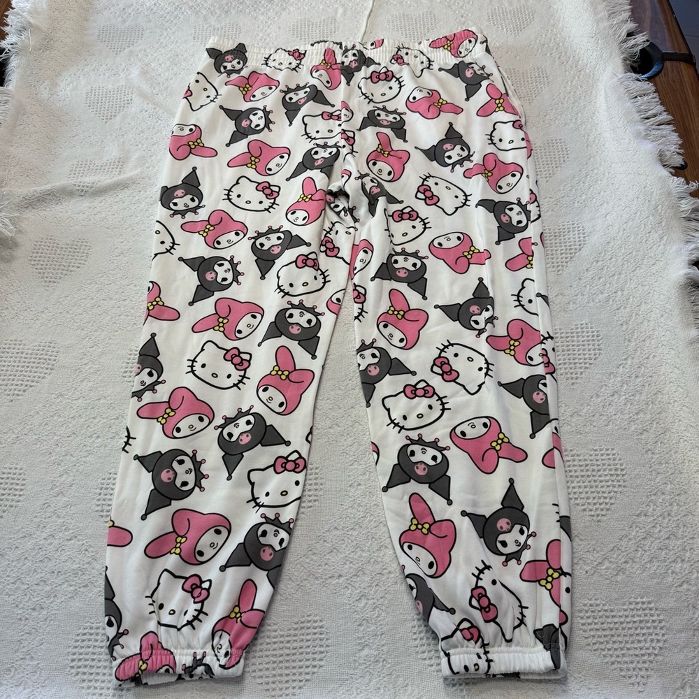 Hello Kitty and Friends Graphic Jogger Sweatpants (XXL) - Picture 4 of 8